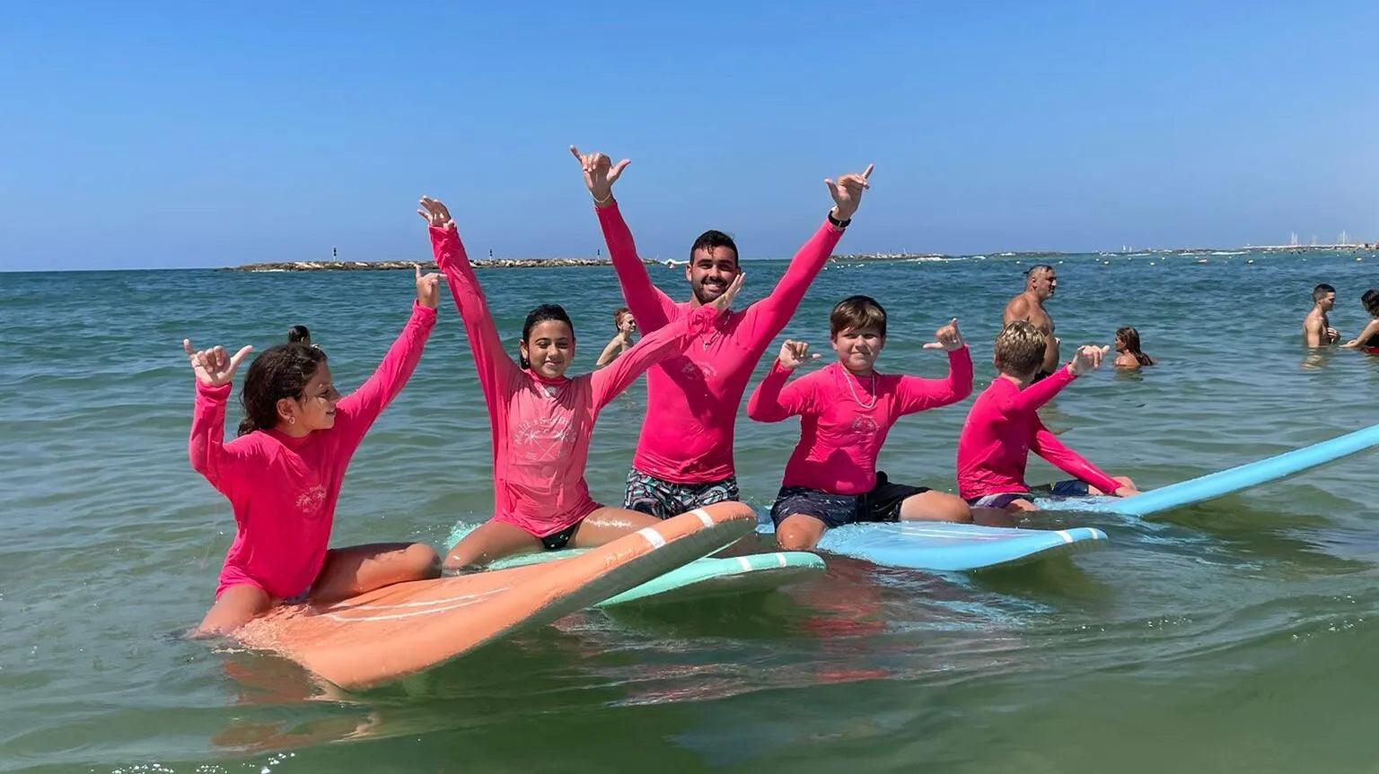 קייטנות גלישה במאליבו: גל של חוויה בלתי נשכחת! - גו מאליבו | GO MALIBU