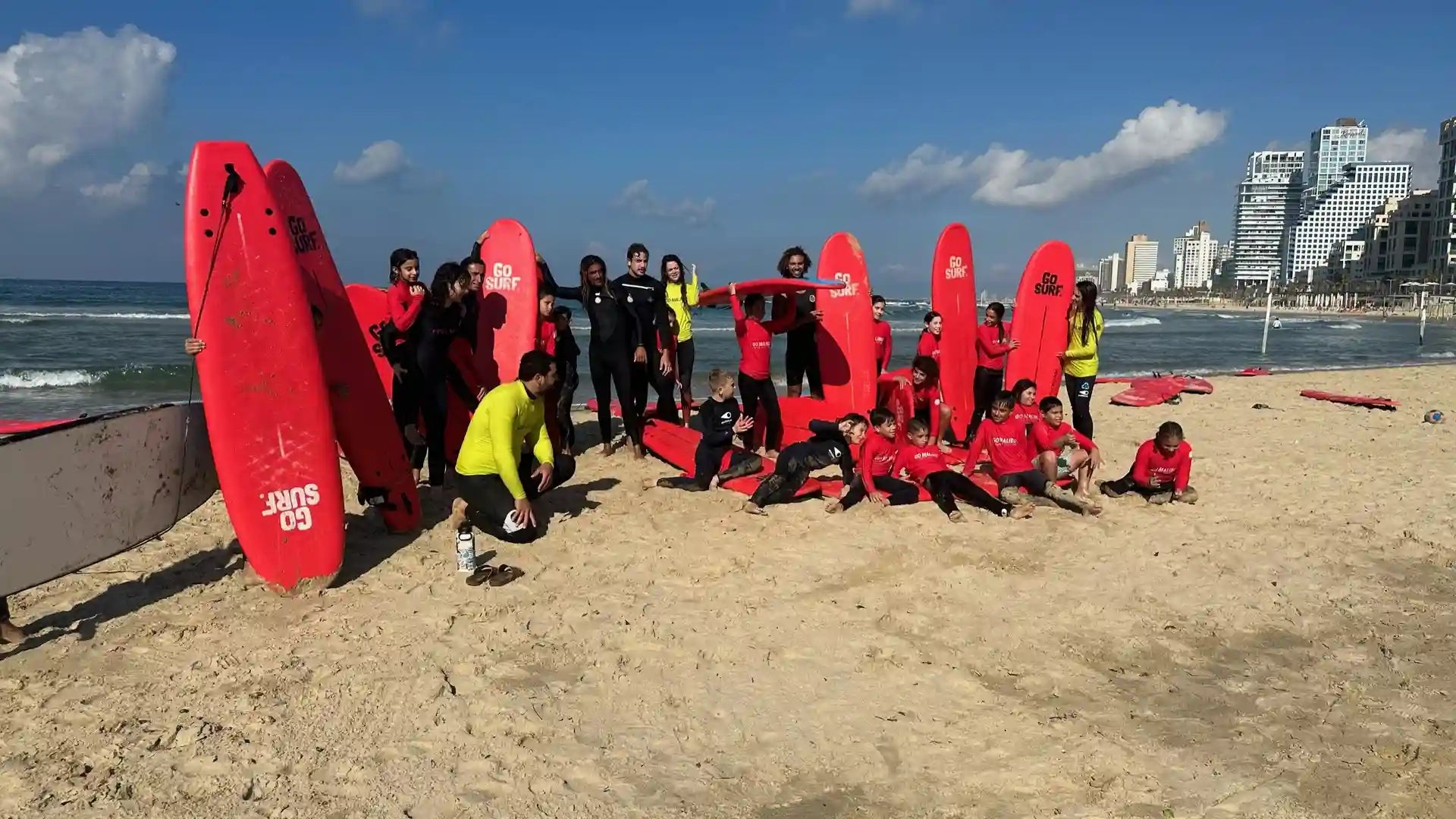 קייטנות גלישה - תל אביב